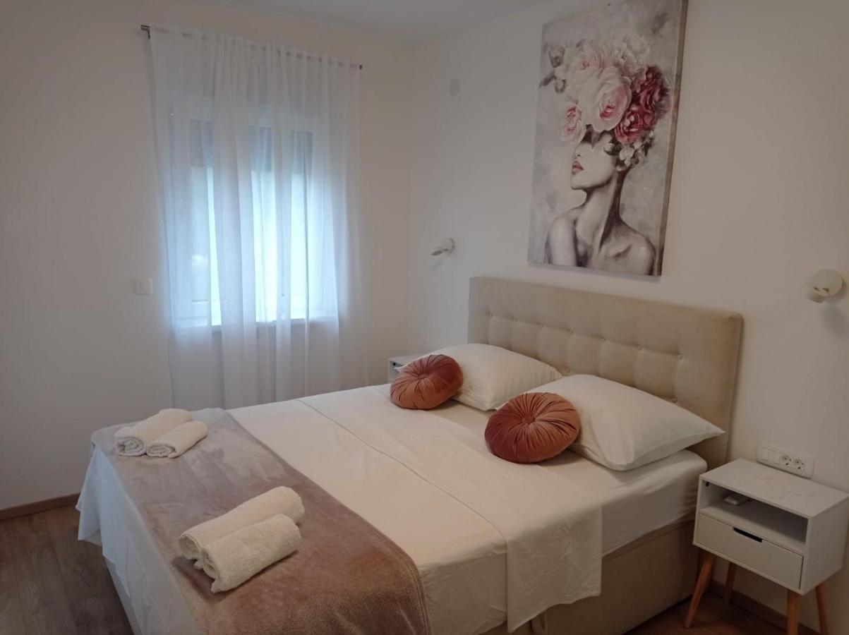 Apartman Franc S Vir Buitenkant foto